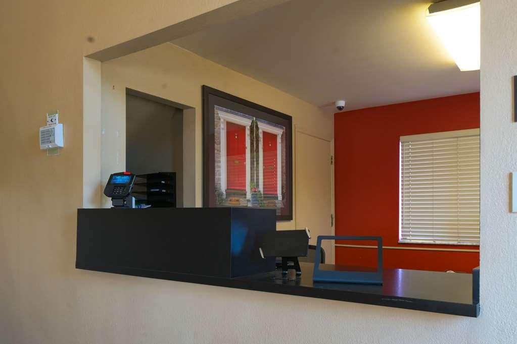 Suburban Studios Louisville East Interno foto